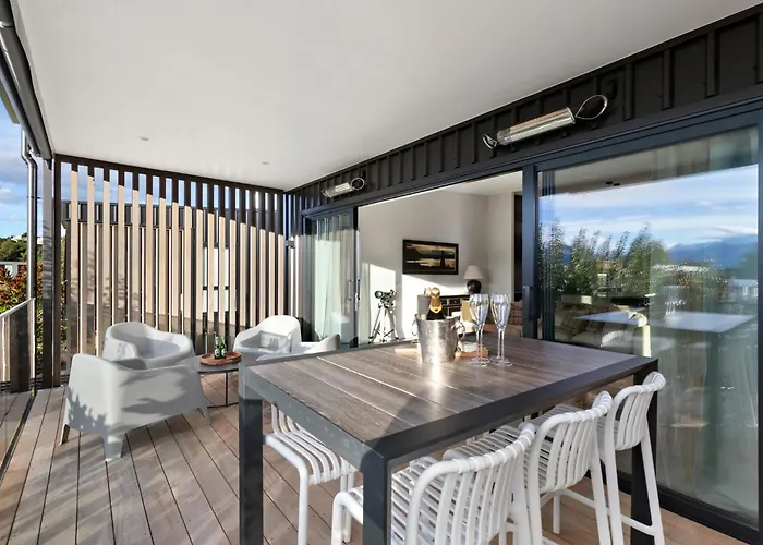 Elegance On Warren *